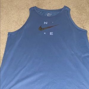 BRAND NEW MUSSLE TEE